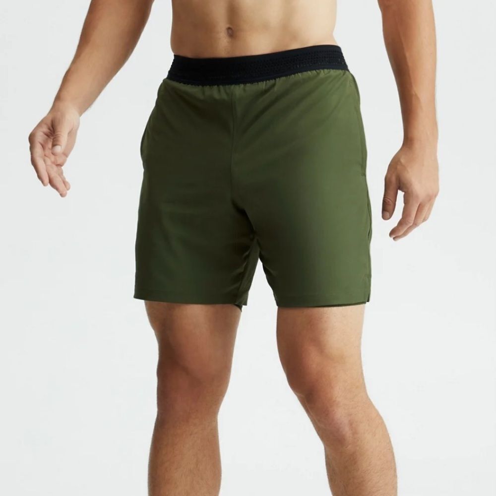 Men’s Fabletics The Fundamental Shorts Olive Green Size Medium